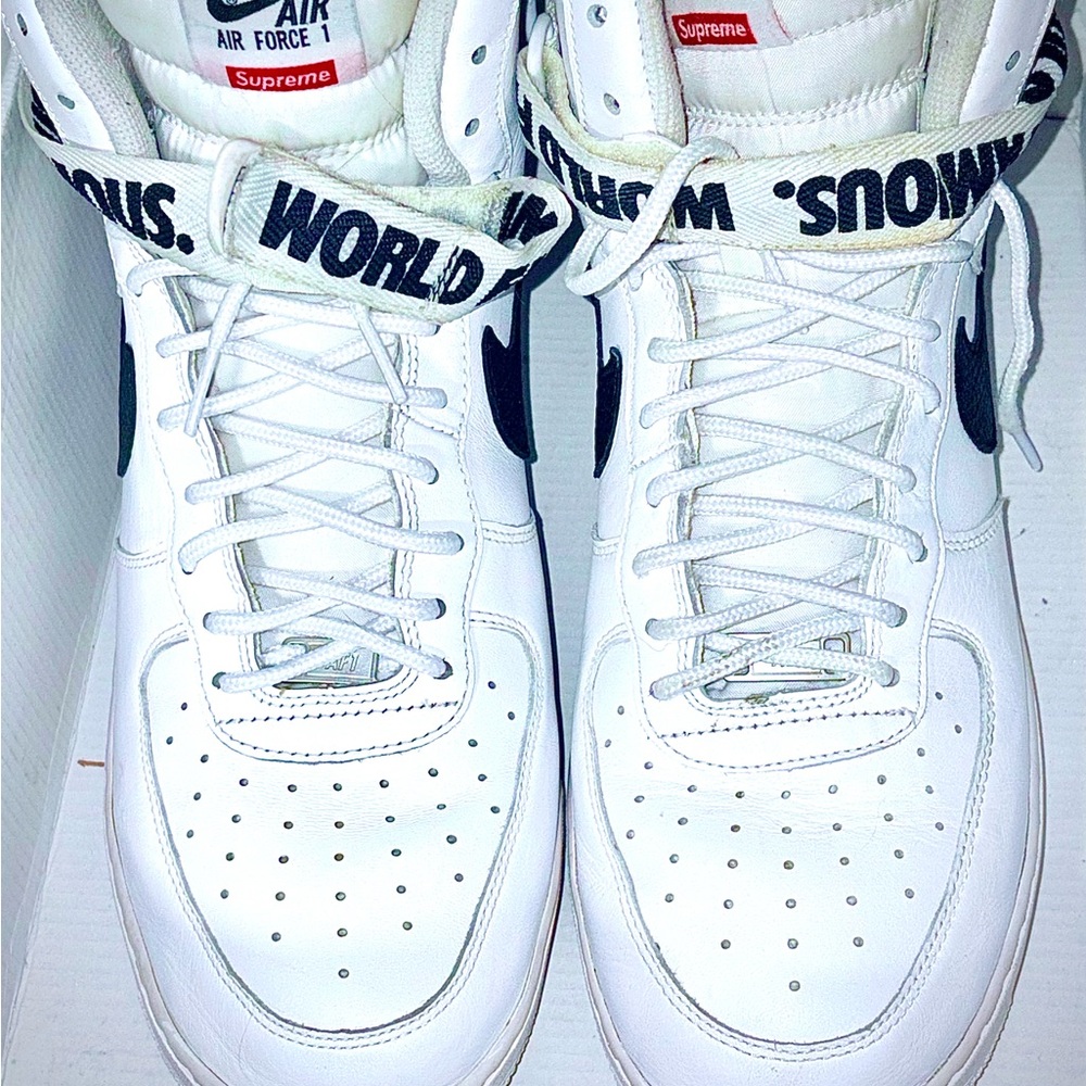 DEADSTOCK NIKE AIR FORCE 1 COLLABORATION WITH SUPREME!
